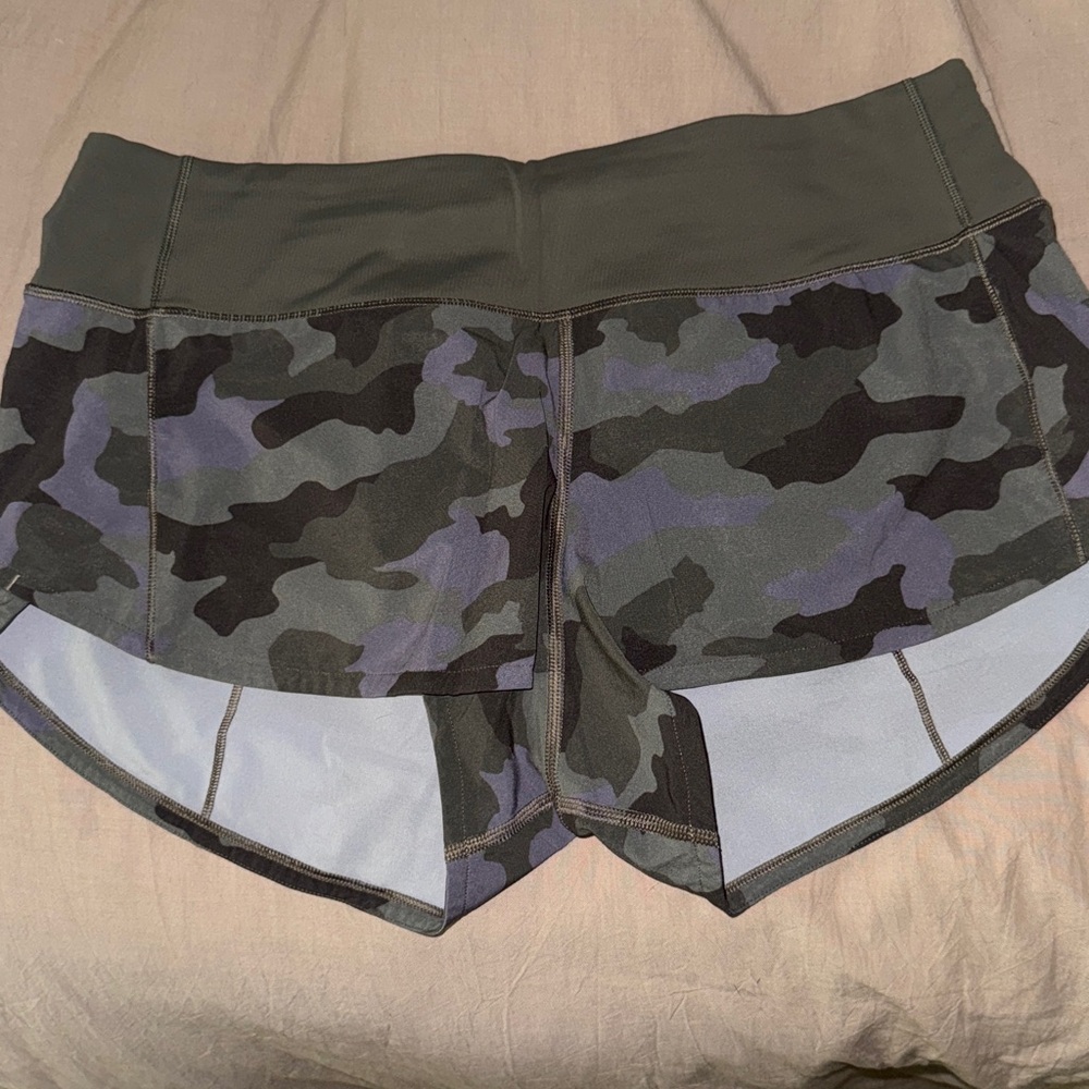 Lululemon Speed Up Shorts Size 6